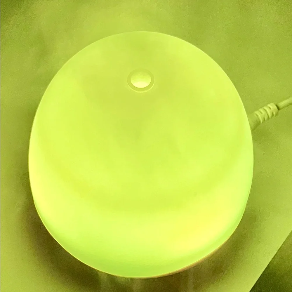 Essential oil diffuser